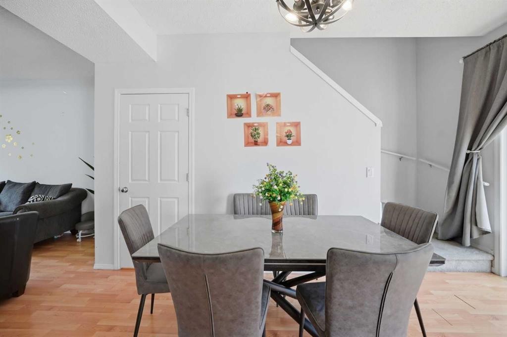 47 Bridlewood View Sw, Calgary, AB - Indoor Photo Showing Dining Room