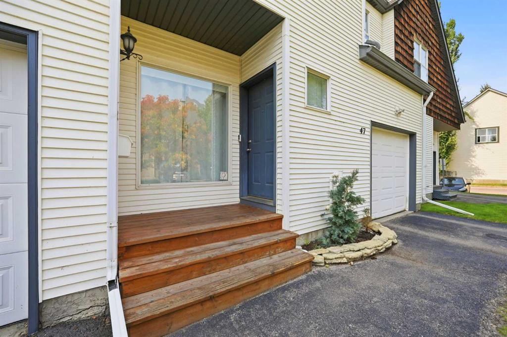 47 Bridlewood View Sw, Calgary, AB - Outdoor With Exterior