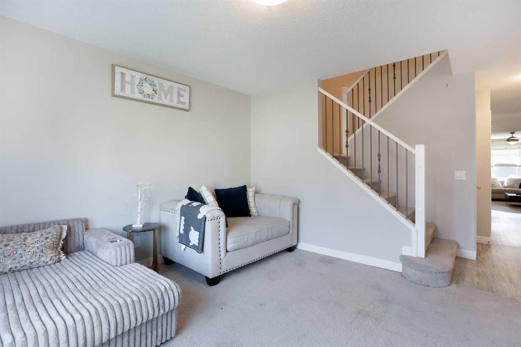 7 Emberside Hollow, Cochrane, AB - Indoor