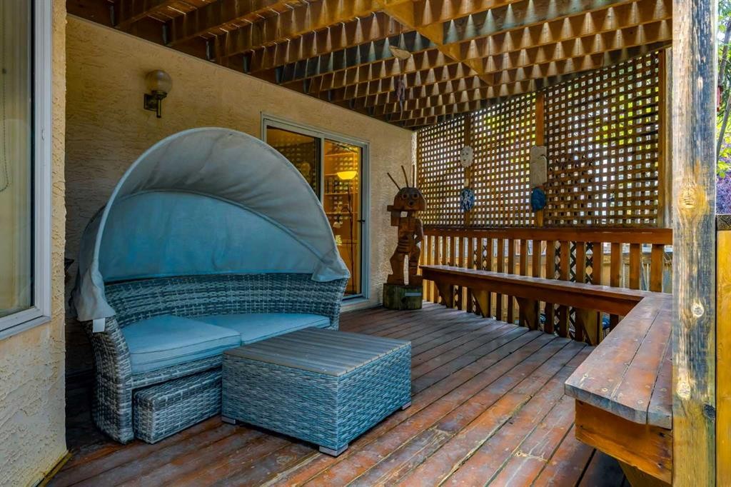 660 Coach Grove Road Sw, Calgary, AB - Outdoor With Deck Patio Veranda With Exterior