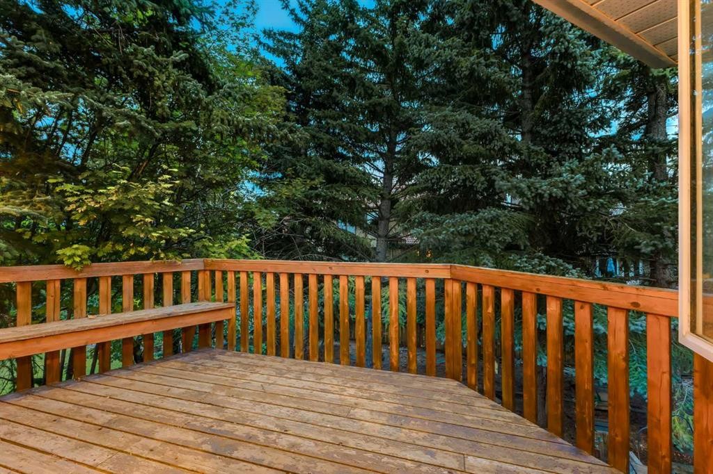 660 Coach Grove Road Sw, Calgary, AB - Outdoor With Deck Patio Veranda