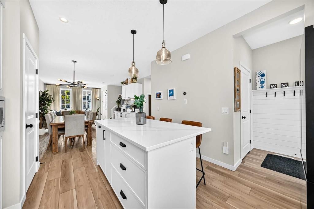 1968 Rangeview Drive Se, Calgary, AB
