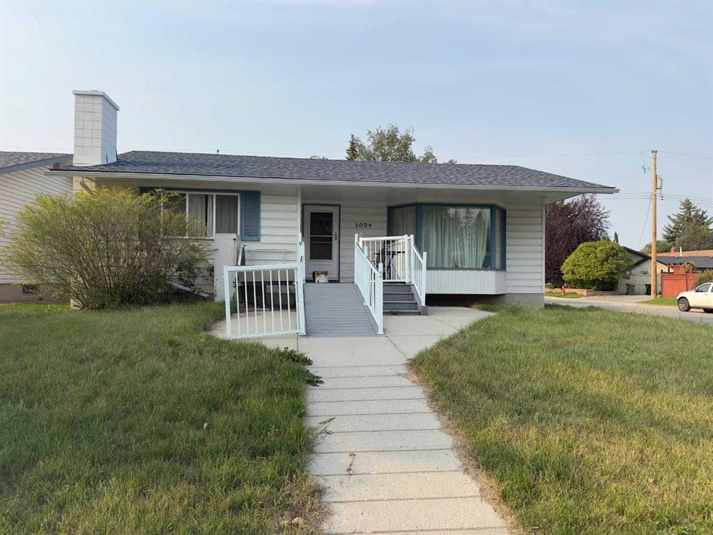 5004 Valiant Drive Nw, Calgary, AB - Outdoor With Deck Patio Veranda