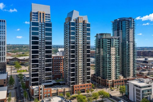 806-1320 1 Street SE Calgary, AB T2G 0G8