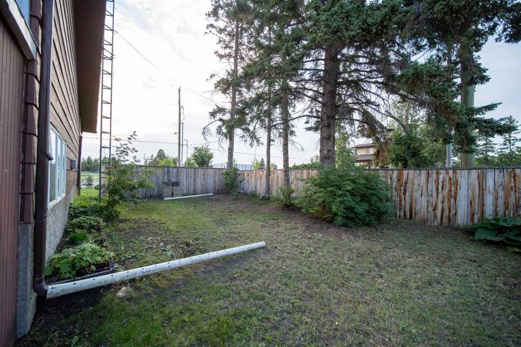 332 11 Avenue, Three Hills, AB - Outdoor
