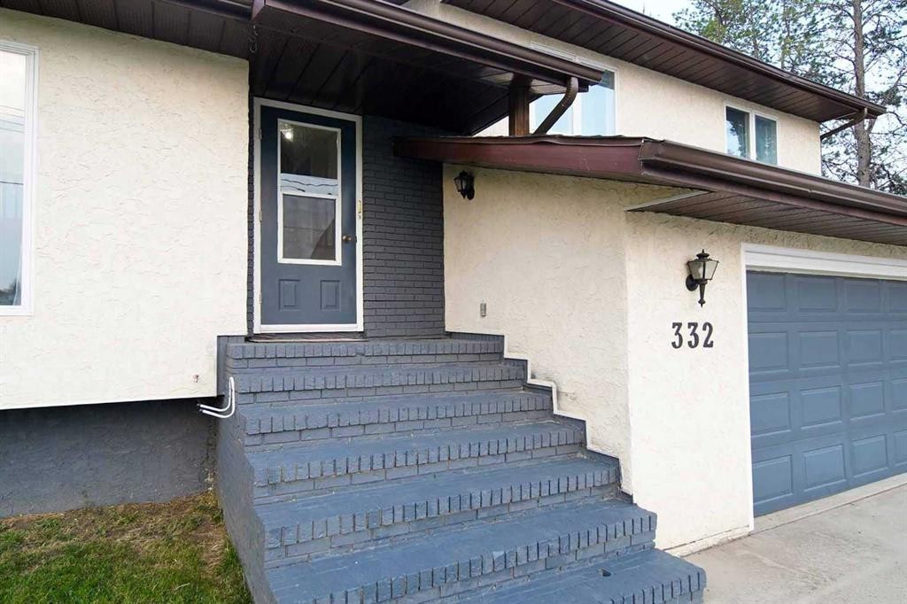 332 11 Avenue, Three Hills, AB - Outdoor With Exterior