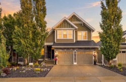 176 Ridge View Close Cochrane, AB T4C 0J2