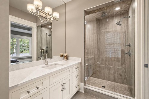 3032 2 Street Sw, Calgary, AB 