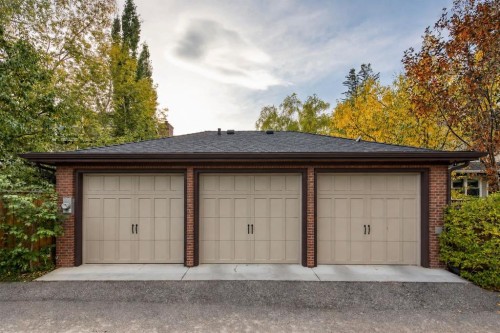 3032 2 Street Sw, Calgary, AB 