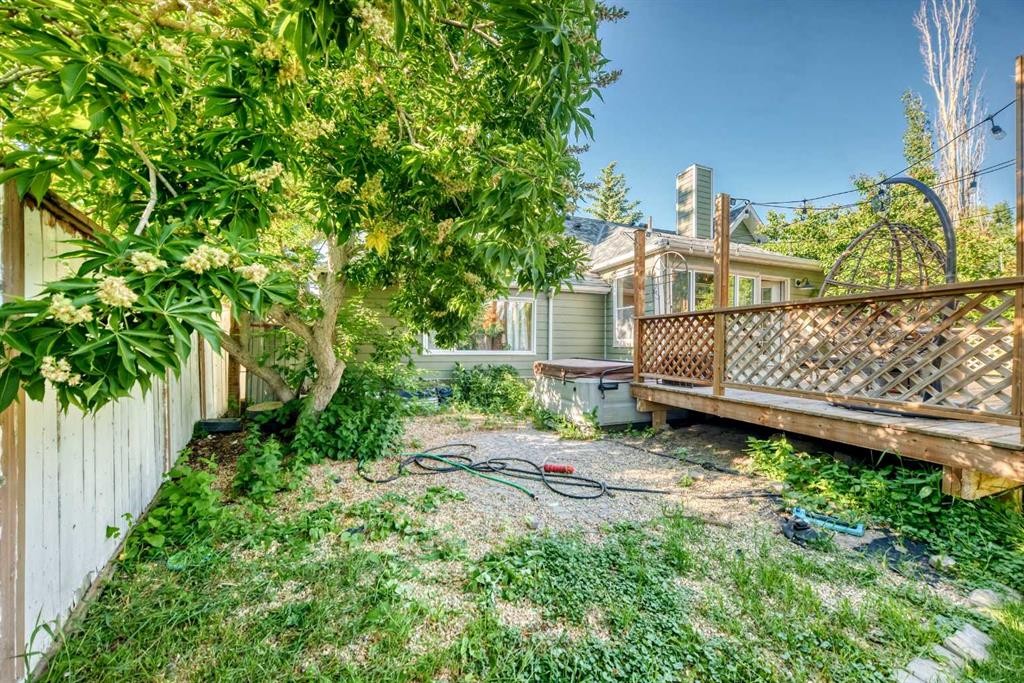 43 New Street Se, Calgary, AB - Outdoor With Deck Patio Veranda