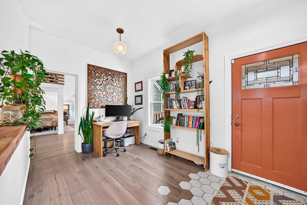 43 New Street Se, Calgary, AB - Indoor