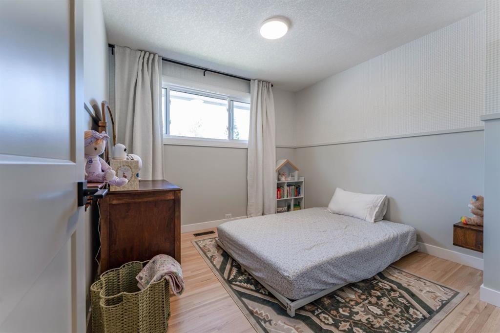 1004 Huntercove Place Nw, Calgary, AB