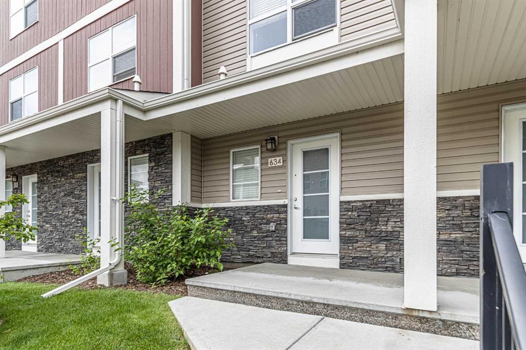 634 Redstone View Ne, Calgary, AB - Outdoor