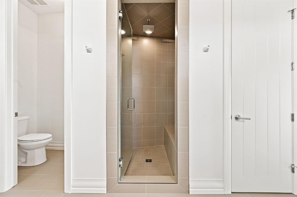 117 Spring Water Close, Heritage Pointe, AB - Indoor Photo Showing Bathroom