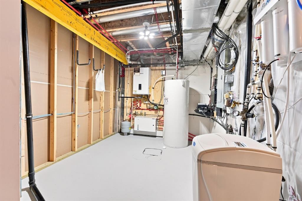 117 Spring Water Close, Heritage Pointe, AB - Indoor Photo Showing Basement