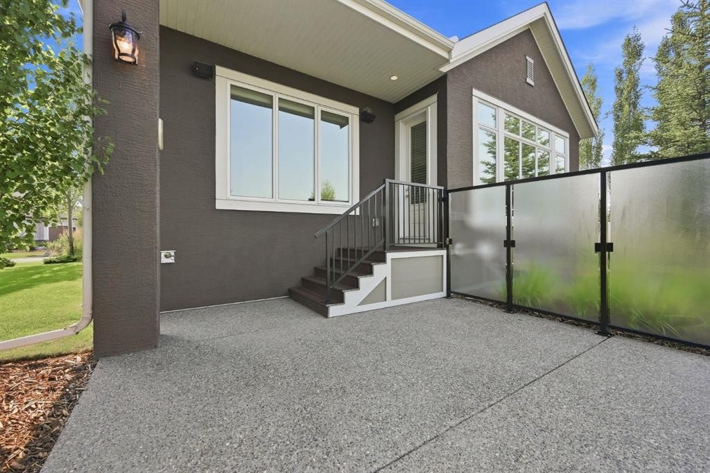 117 Spring Water Close, Heritage Pointe, AB - Outdoor With Exterior