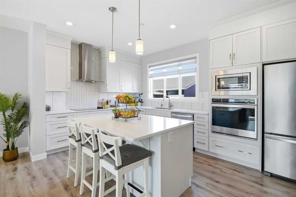 39 Lucas Boulevard Nw, Calgary, AB