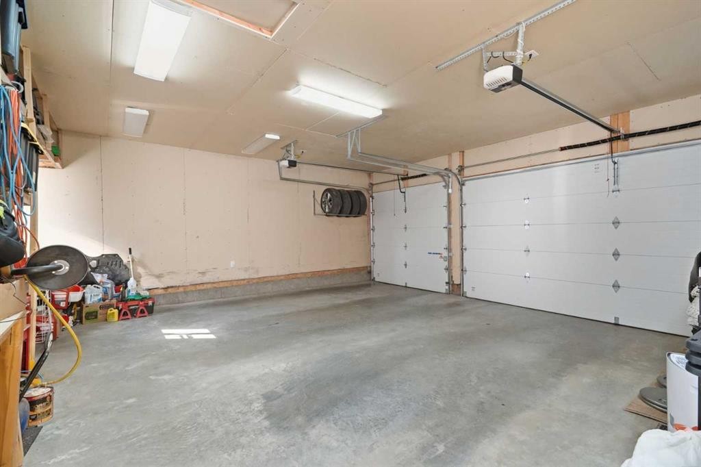 39 Lucas Boulevard Nw, Calgary, AB