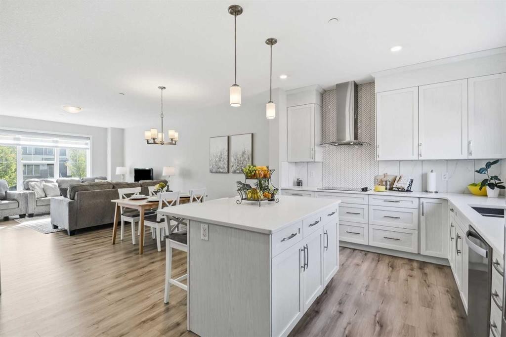 39 Lucas Boulevard Nw, Calgary, AB