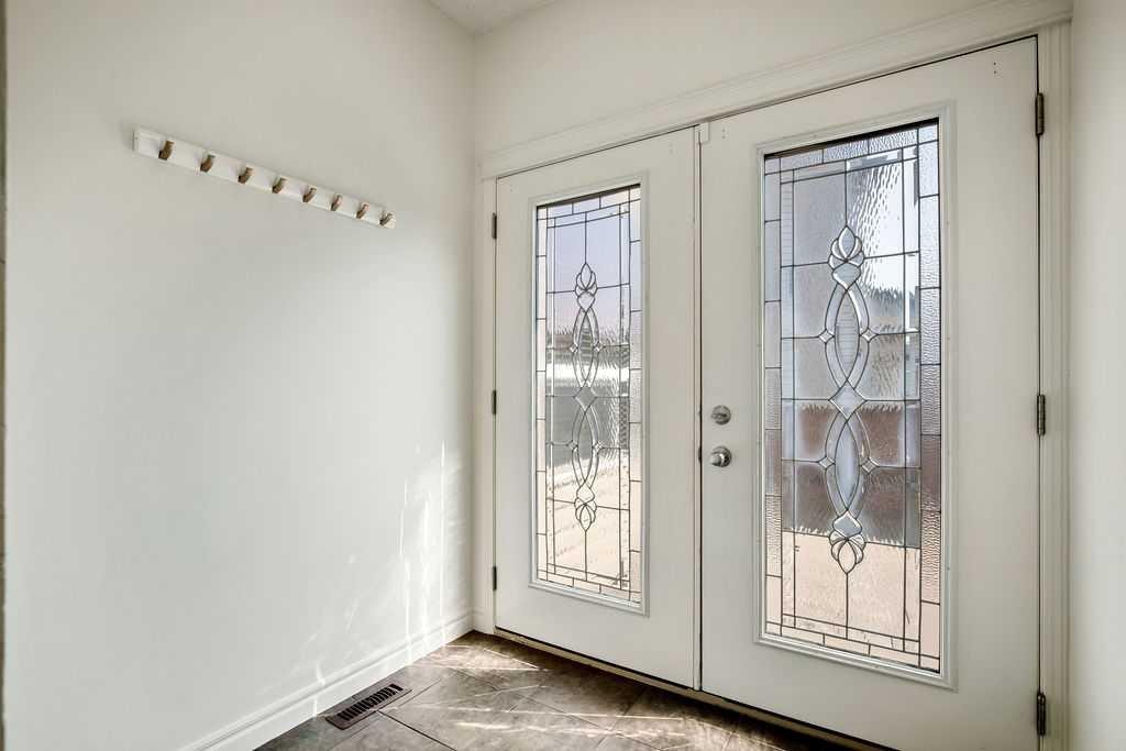 134 Prestwick Terrace Se, Calgary, AB