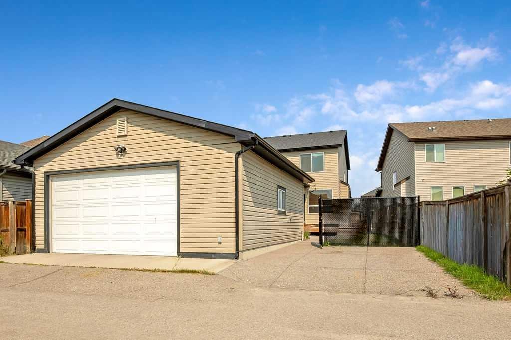 134 Prestwick Terrace Se, Calgary, AB