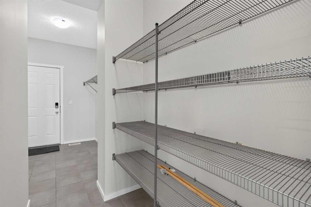 80 Nolancrest Green Nw, Calgary, AB - Indoor With Storage