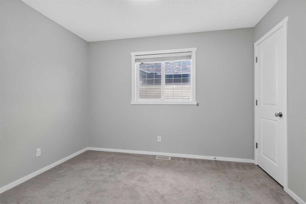 80 Nolancrest Green Nw, Calgary, AB - Indoor Photo Showing Other Room