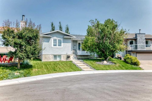 116 Mckerrell Close Se, Calgary, AB - Outdoor With Facade