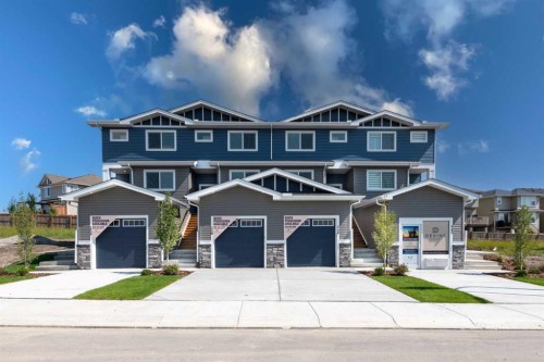 174 Heritage Circle  Cochrane, AB T4C 3M9
