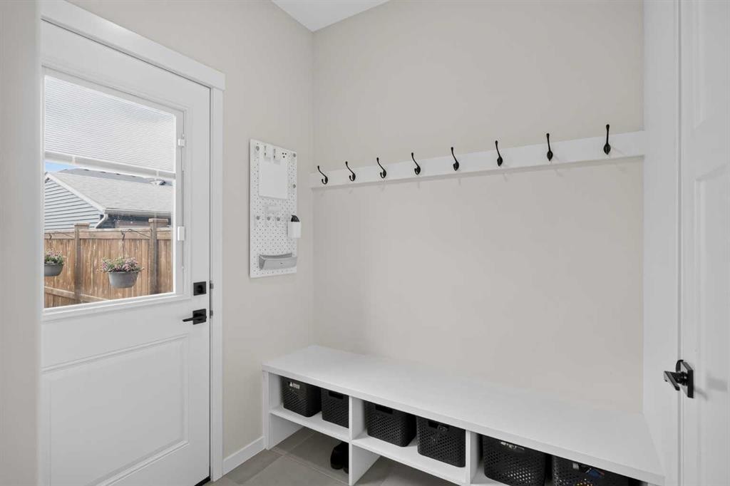 374 Wolf Creek Manor Se, Calgary, AB - Indoor Photo Showing Other Room