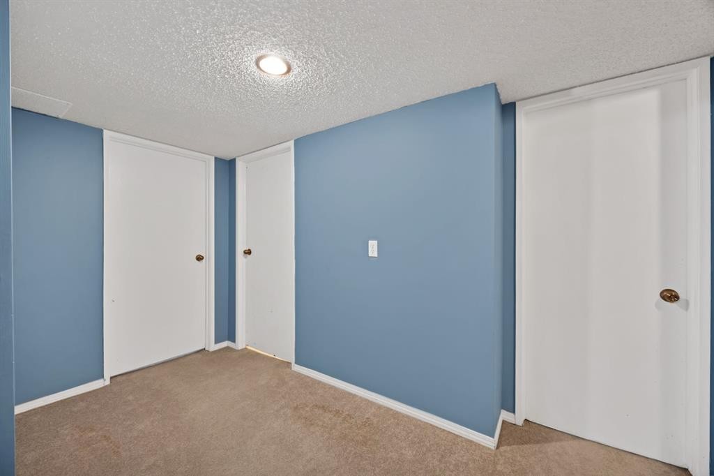 20 Falton Way Ne, Calgary, AB - Indoor Photo Showing Other Room