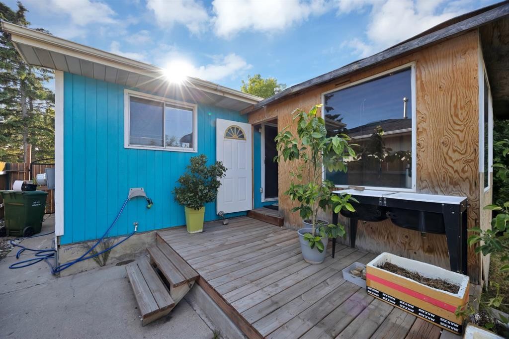 20 Falton Way Ne, Calgary, AB - Outdoor With Exterior