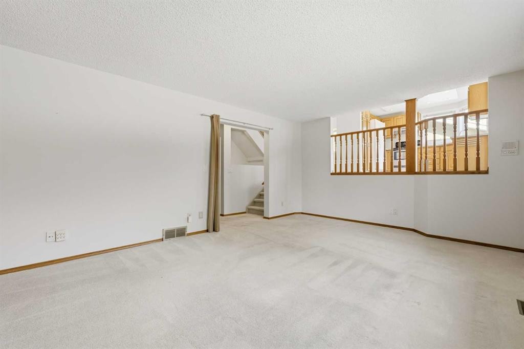 141 Woodbrook Road Sw, Calgary, AB
