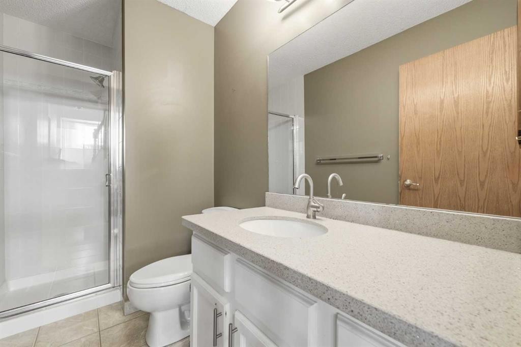 141 Woodbrook Road Sw, Calgary, AB
