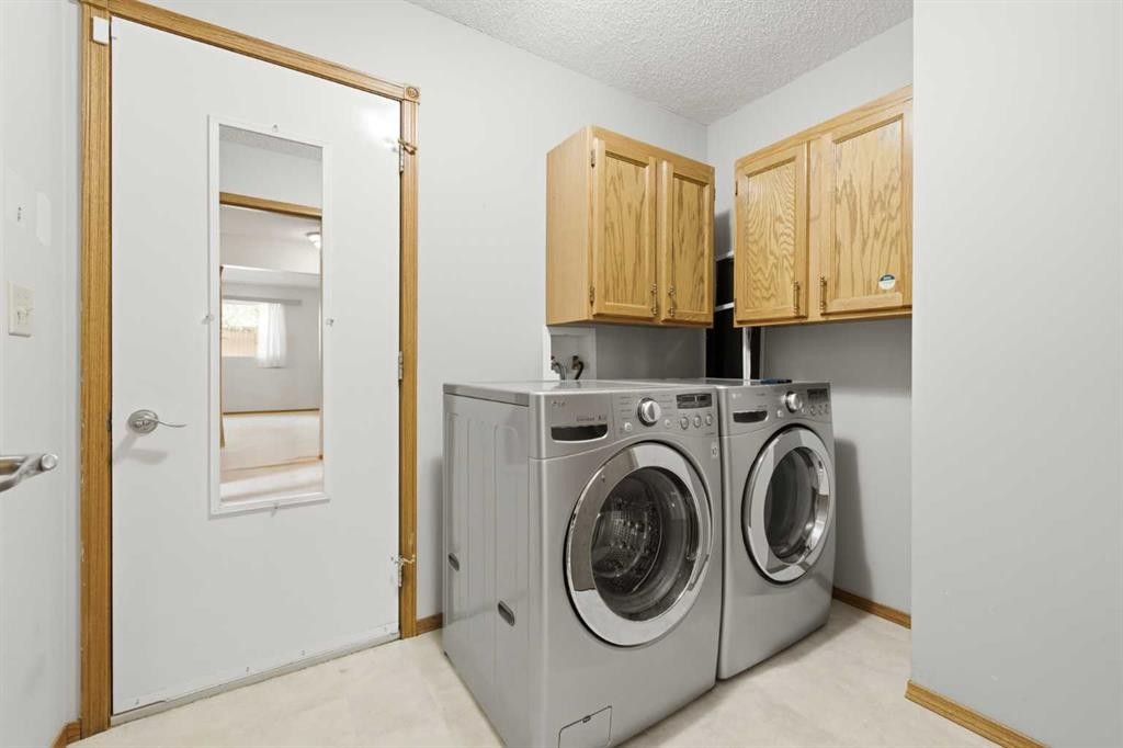 141 Woodbrook Road Sw, Calgary, AB
