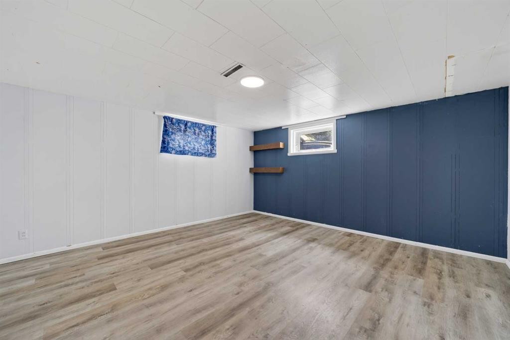 5202 56 Avenue, Olds, AB - Indoor Photo Showing Other Room