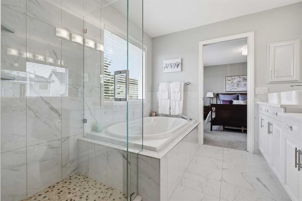 182 Kincora Park Nw, Calgary, AB - Indoor Photo Showing Bathroom