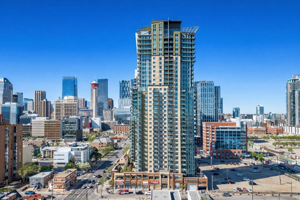 3202-210 15 Avenue Se, Calgary, AB - Outdoor