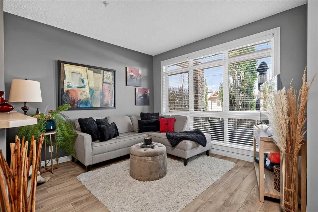 2-140 Rockyledge View Nw, Calgary, AB
