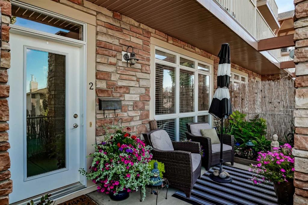 2-140 Rockyledge View Nw, Calgary, AB