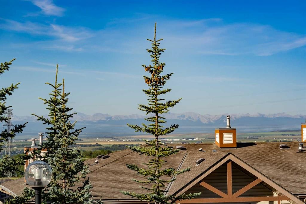2-140 Rockyledge View Nw, Calgary, AB