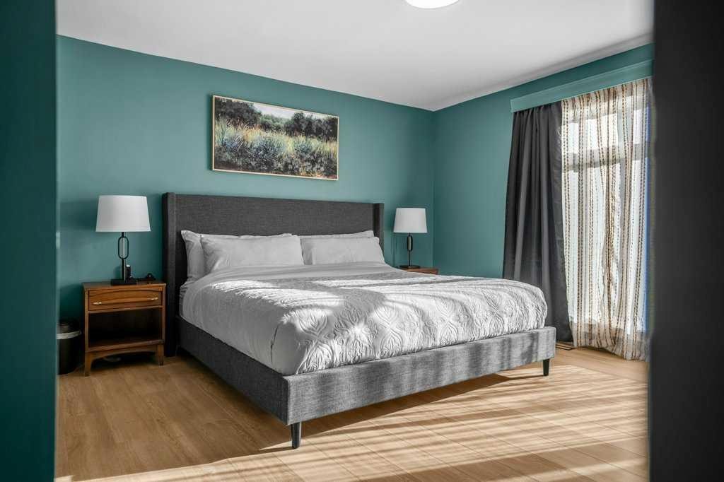 2316 State Road Sw, Calgary, AB - Indoor Photo Showing Bedroom