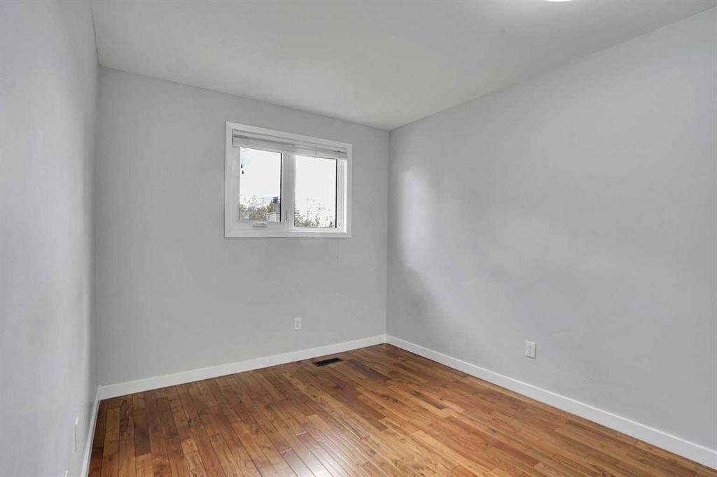 127 Woodstock Road Sw, Calgary, AB