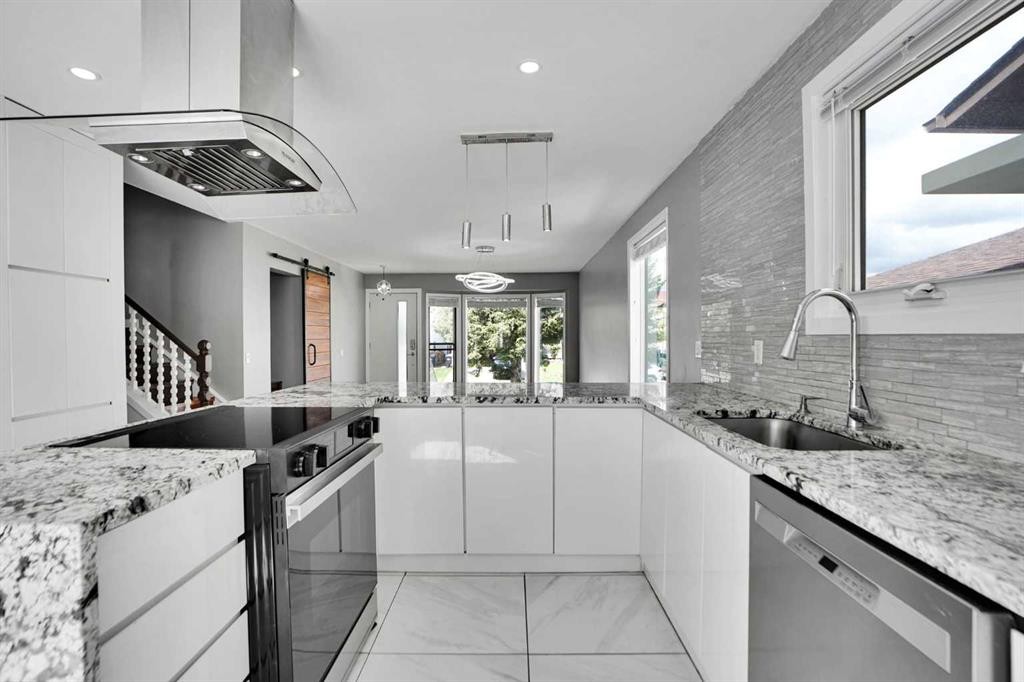 127 Woodstock Road Sw, Calgary, AB