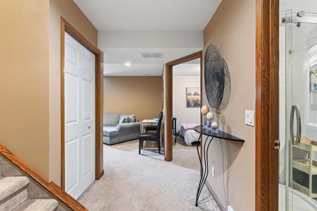 30 Somerset Court Sw, Calgary, AB - Indoor Photo Showing Office