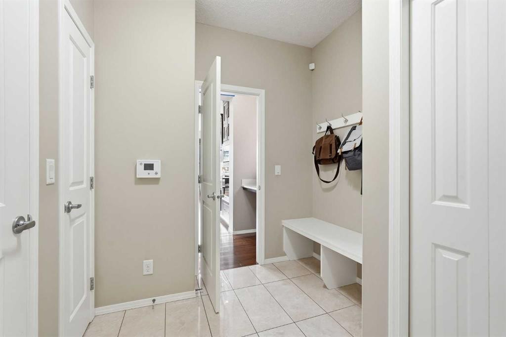 79 Nolanfield Court Nw, Calgary, AB - Indoor Photo Showing Other Room