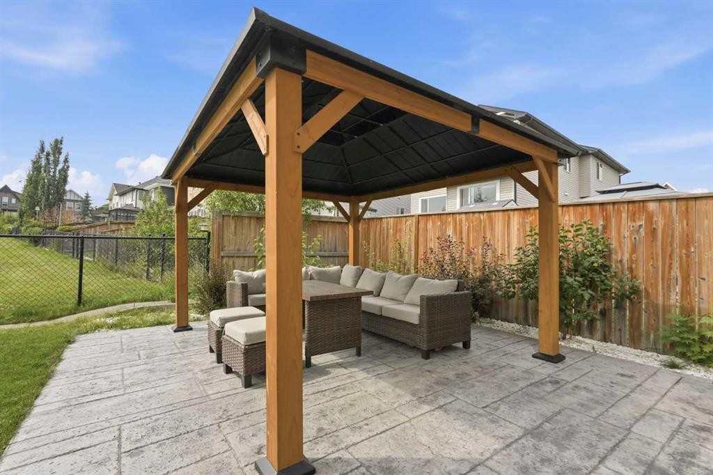 79 Nolanfield Court Nw, Calgary, AB - Outdoor