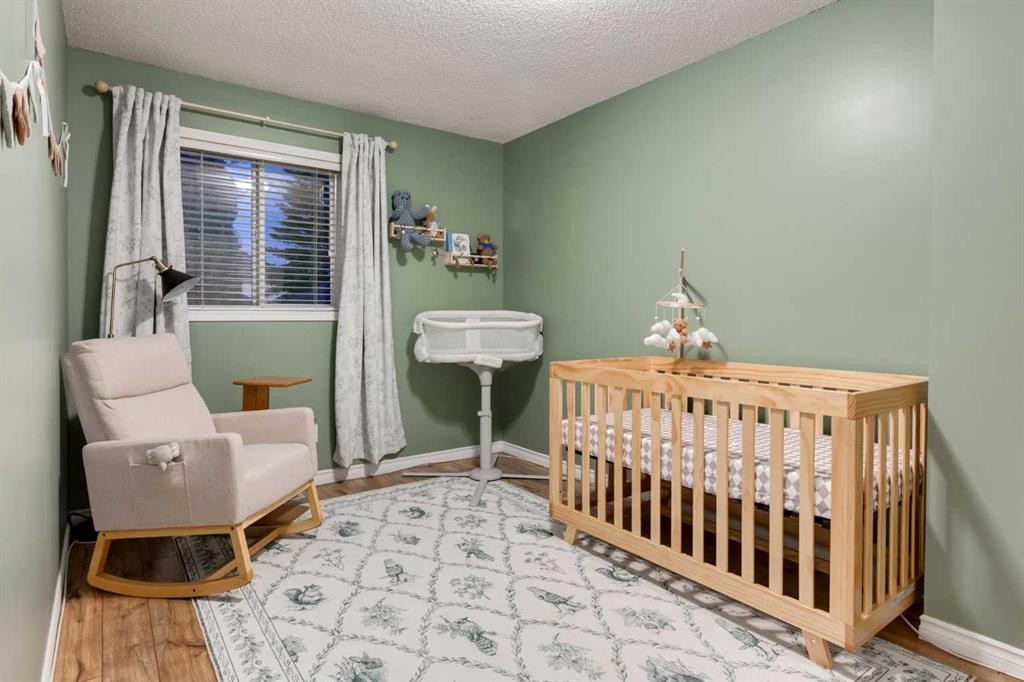 59 Mt Aberdeen Manor Se, Calgary, AB