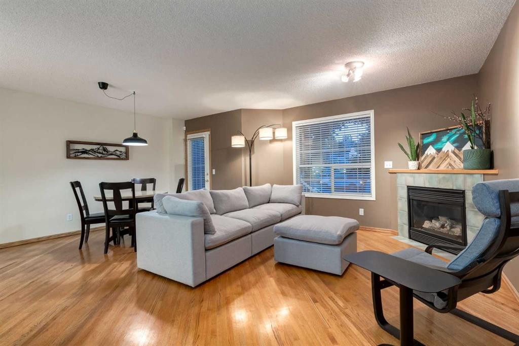 59 Mt Aberdeen Manor Se, Calgary, AB