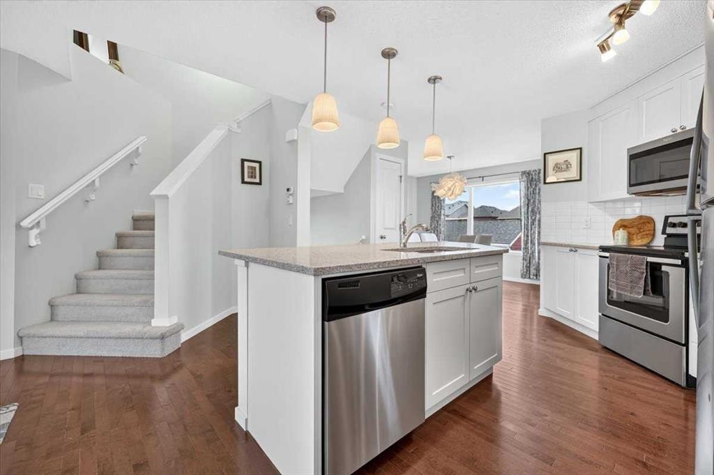 179 Evansborough Way Nw, Calgary, AB